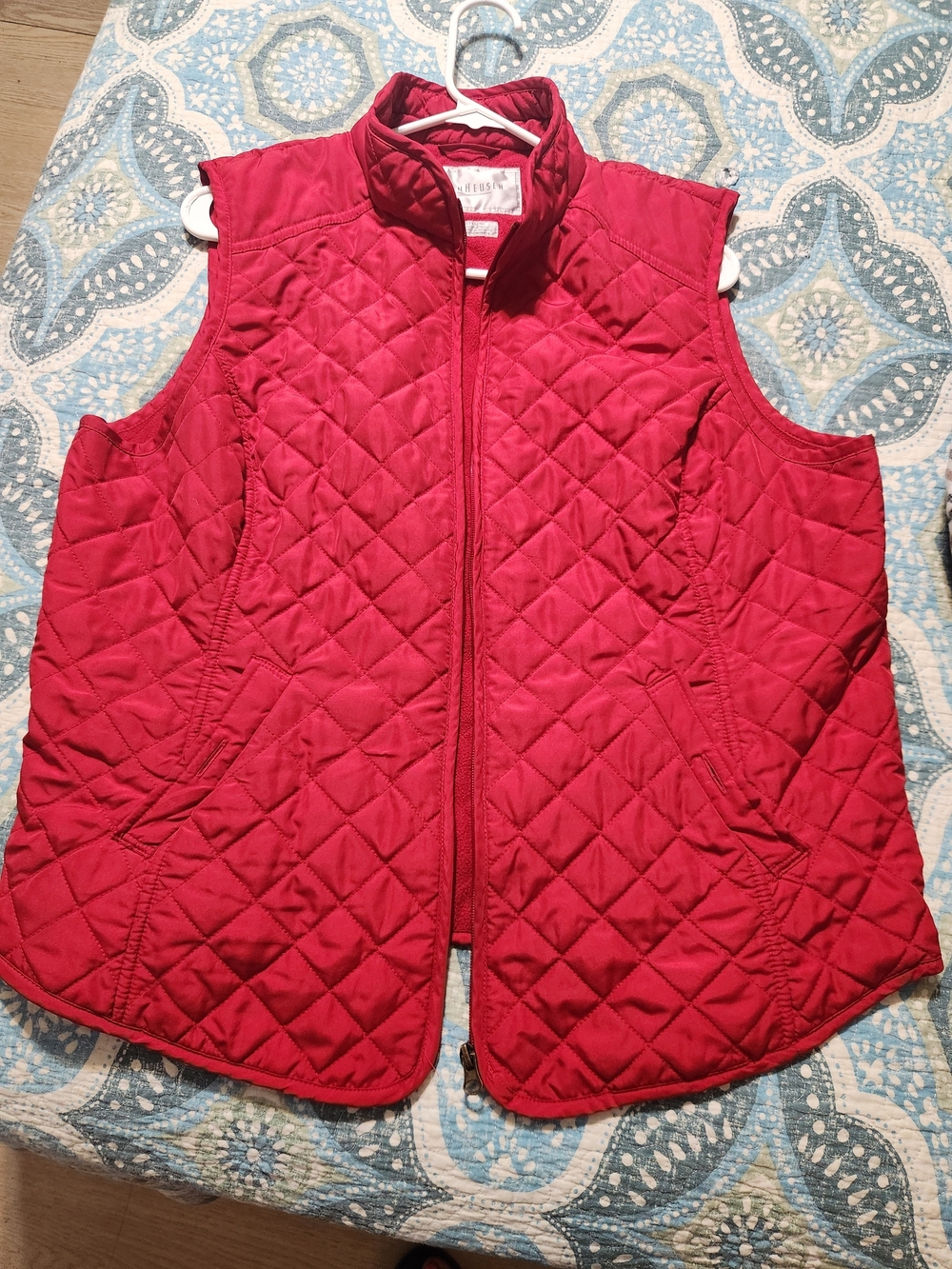 Van Heusen Red Quilted Women's Vest